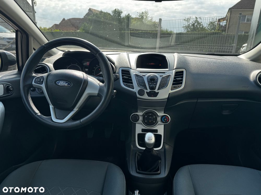 Ford Fiesta 1.25 SYNC Edition - 14