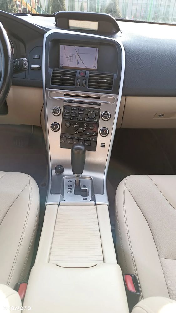 Volvo XC 60 D5 AWD Summum - 7