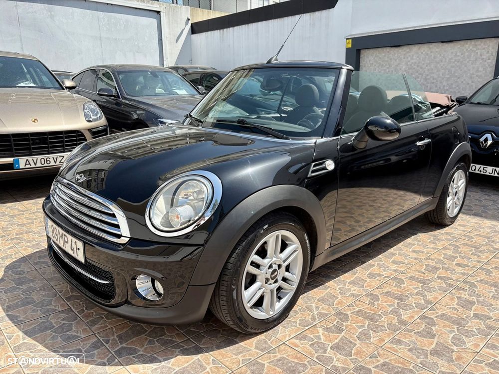 MINI Cabrio Cooper D - 12