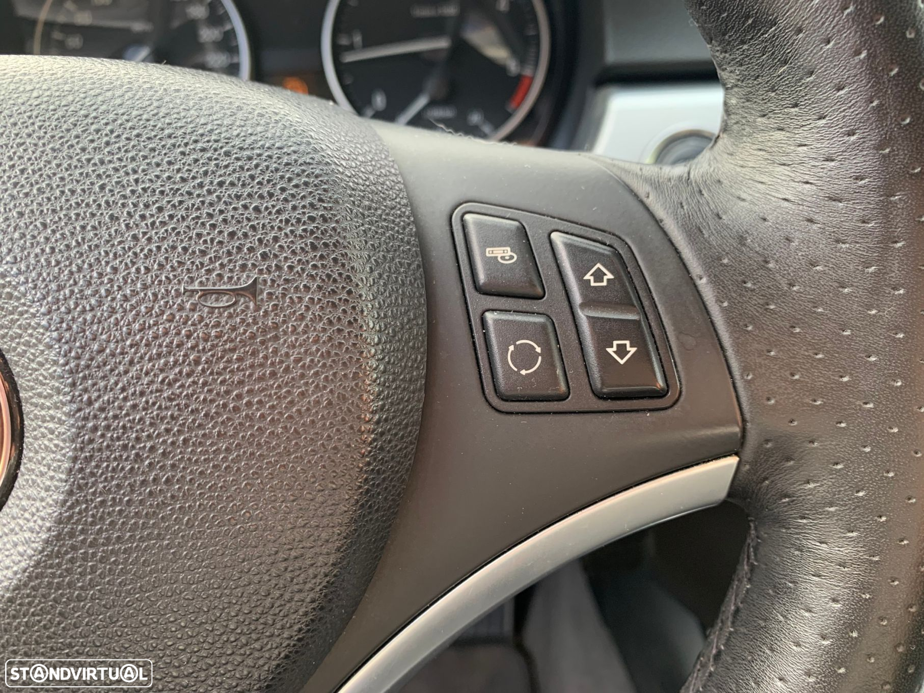 BMW 320 d Touring Navigation - 29