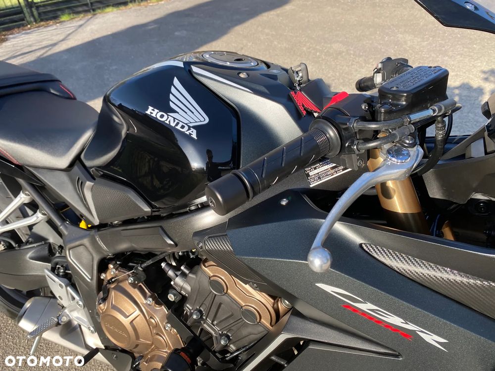 Honda CBR - 15