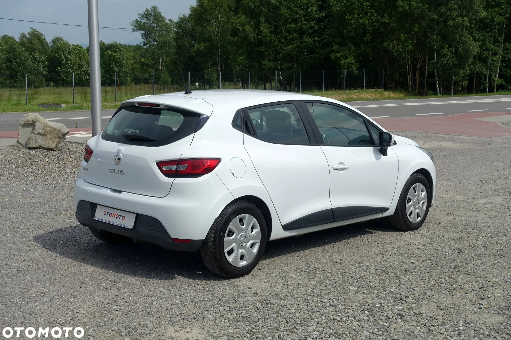 Renault Clio 1.2 16V 75 Expression - 7