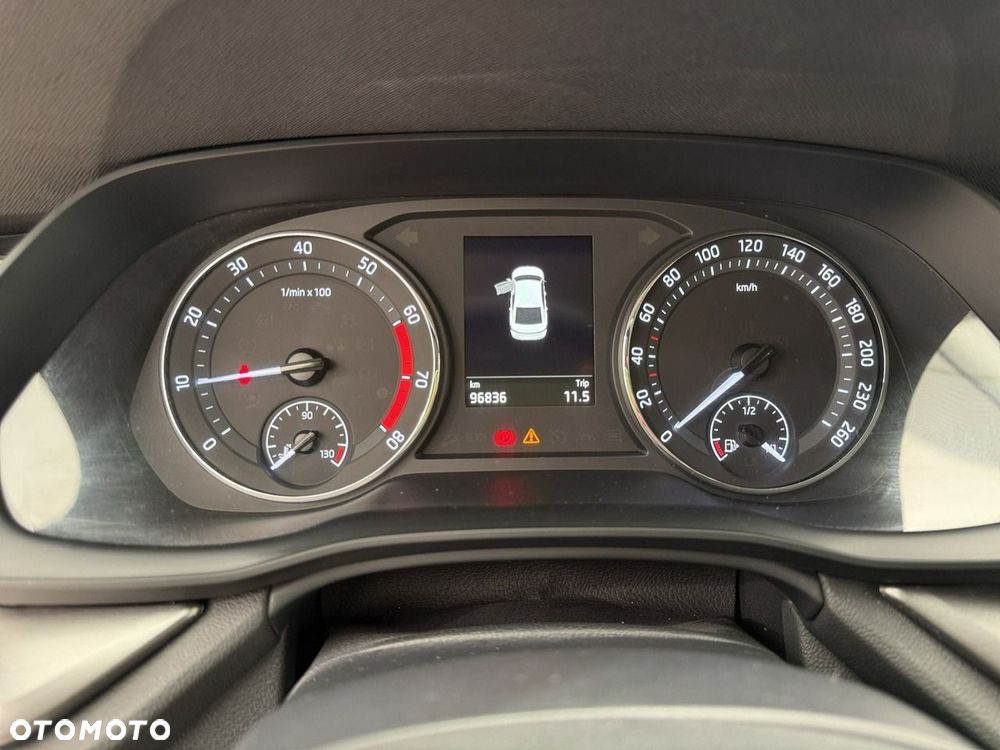 Skoda Octavia - 16