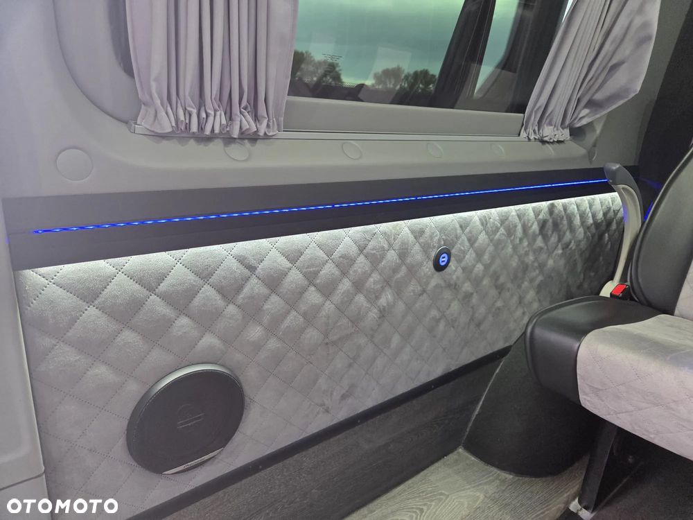 Mercedes-Benz Sprinter 319 CDI 907.235 - 20