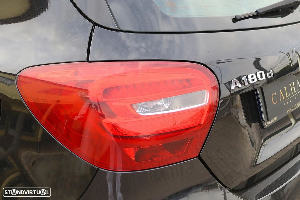 Mercedes-Benz A 180 d Urban - 13