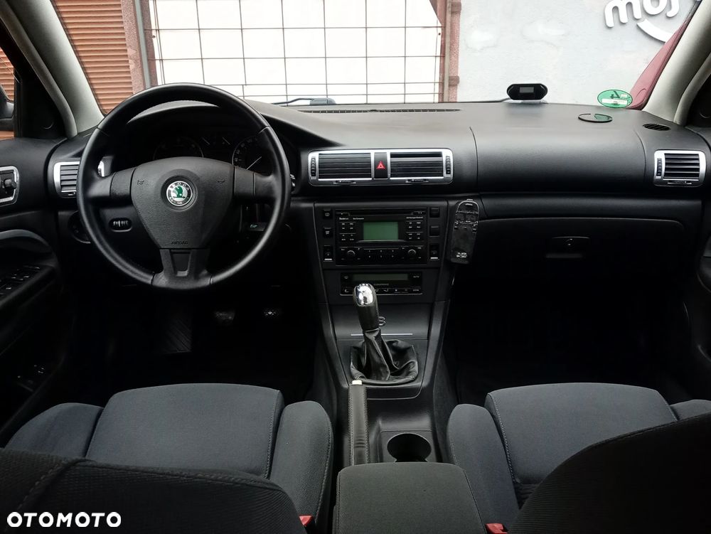 Skoda Superb 2.0 TDI DPF Comfort - 21