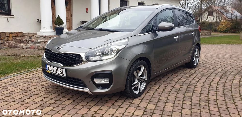 Kia Carens 1.7 CRDi M 7os - 2
