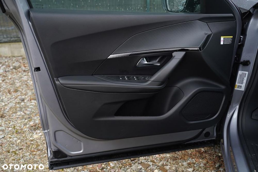 Peugeot 2008 PureTech mHEV Allure e-DCS6 - 10