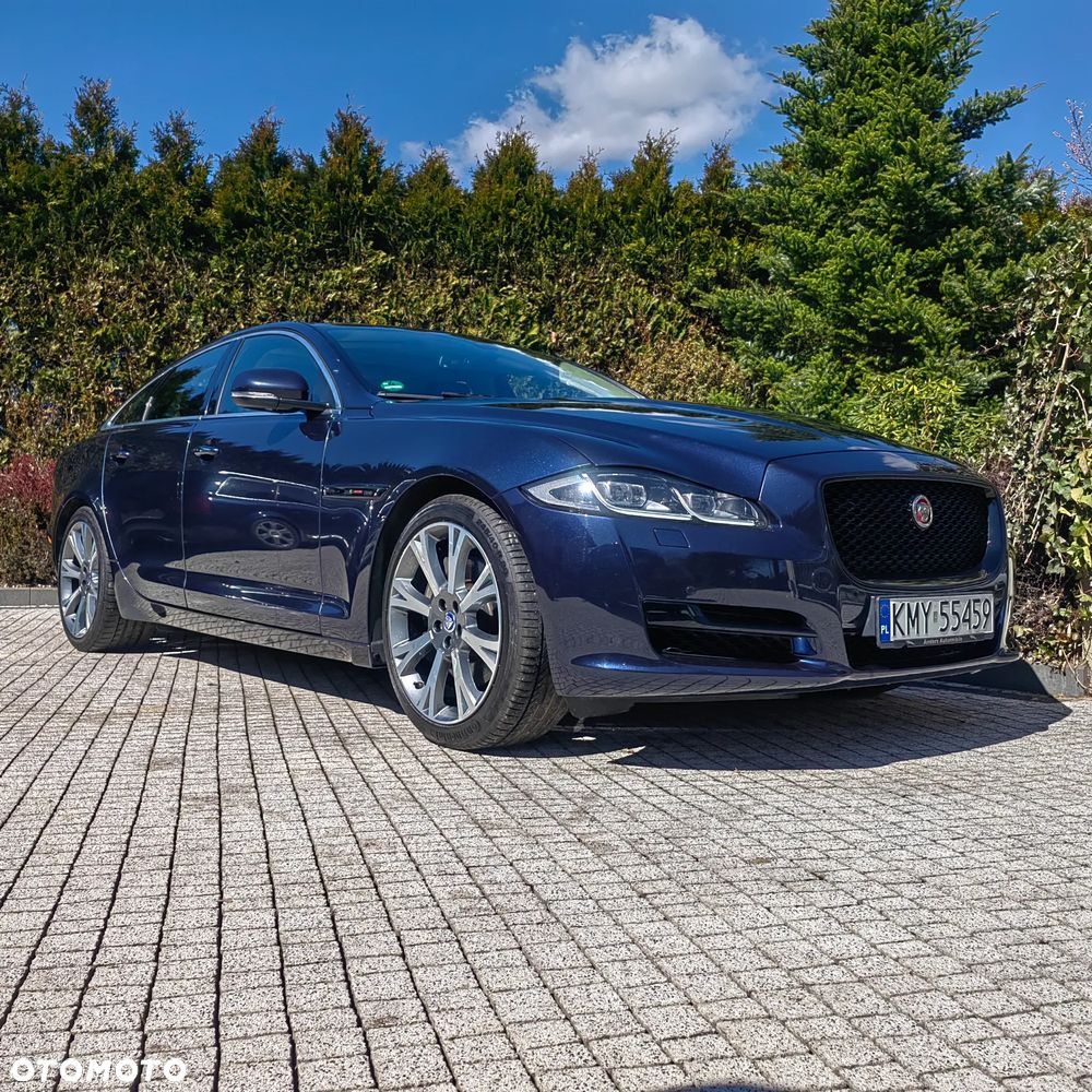 Jaguar XJ 3.0 D V6 Premium Luxury - 19