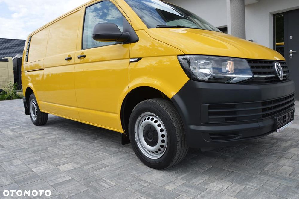 Volkswagen Transporter - 9