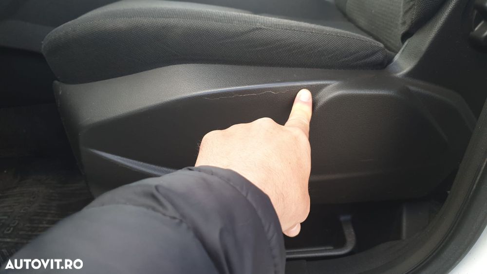 Ford Tourneo Connect - 33