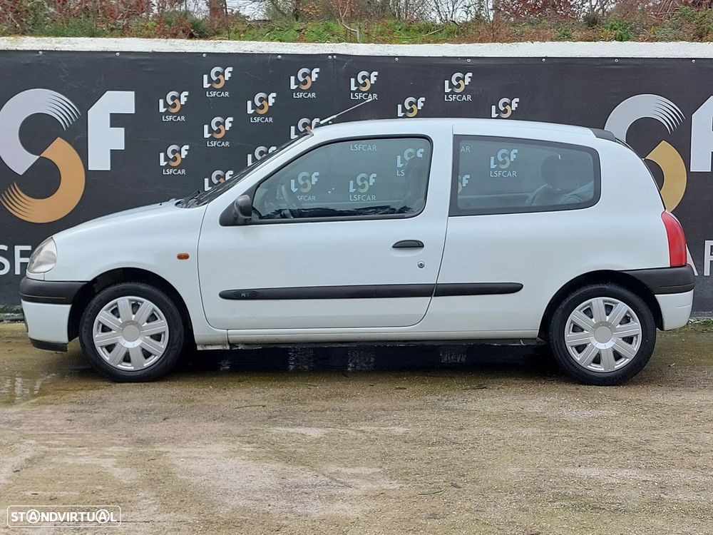 Renault Clio 1.2 RT - 7
