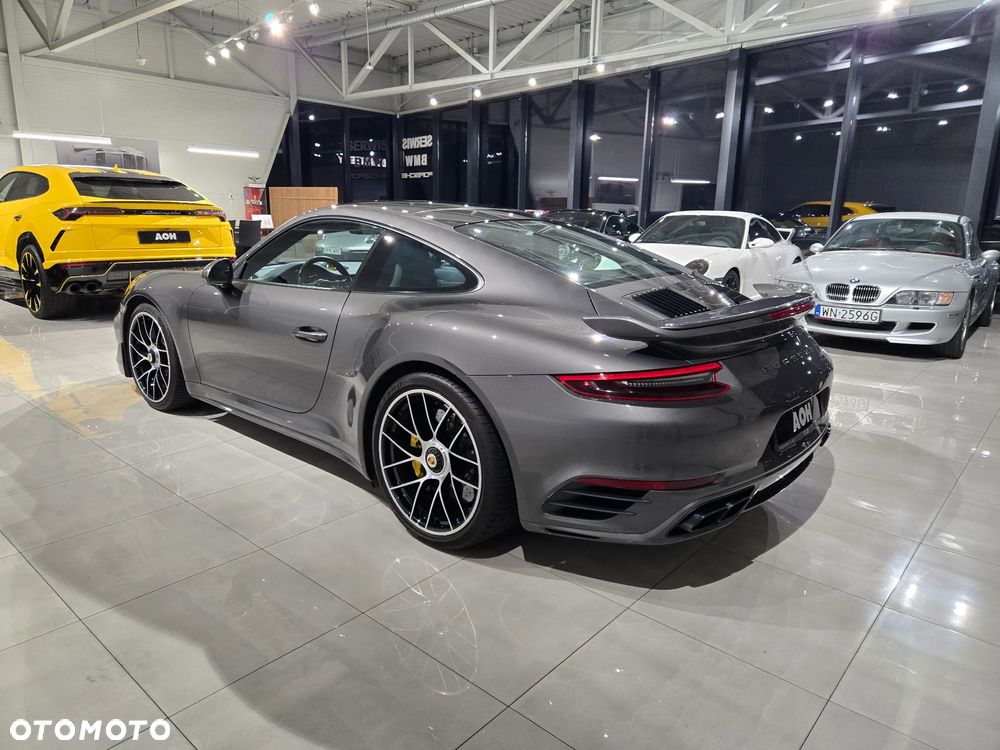 Porsche 911 Turbo S - 11