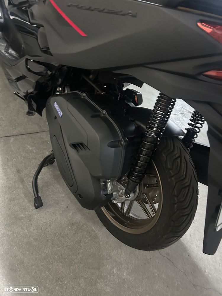 Honda Forza Edição especial - 8