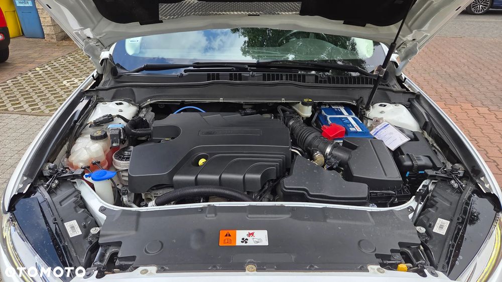 Ford Mondeo 2.0 TDCi STart-Stopp Titanium - 11