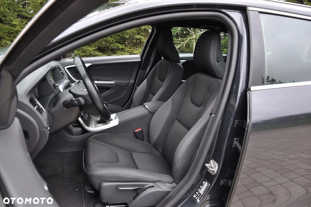 Volvo V60 D4 - 20