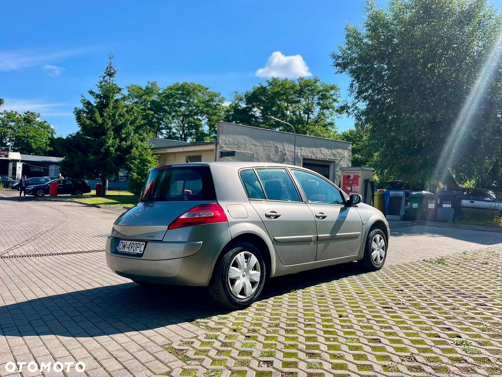 Renault Megane - 8