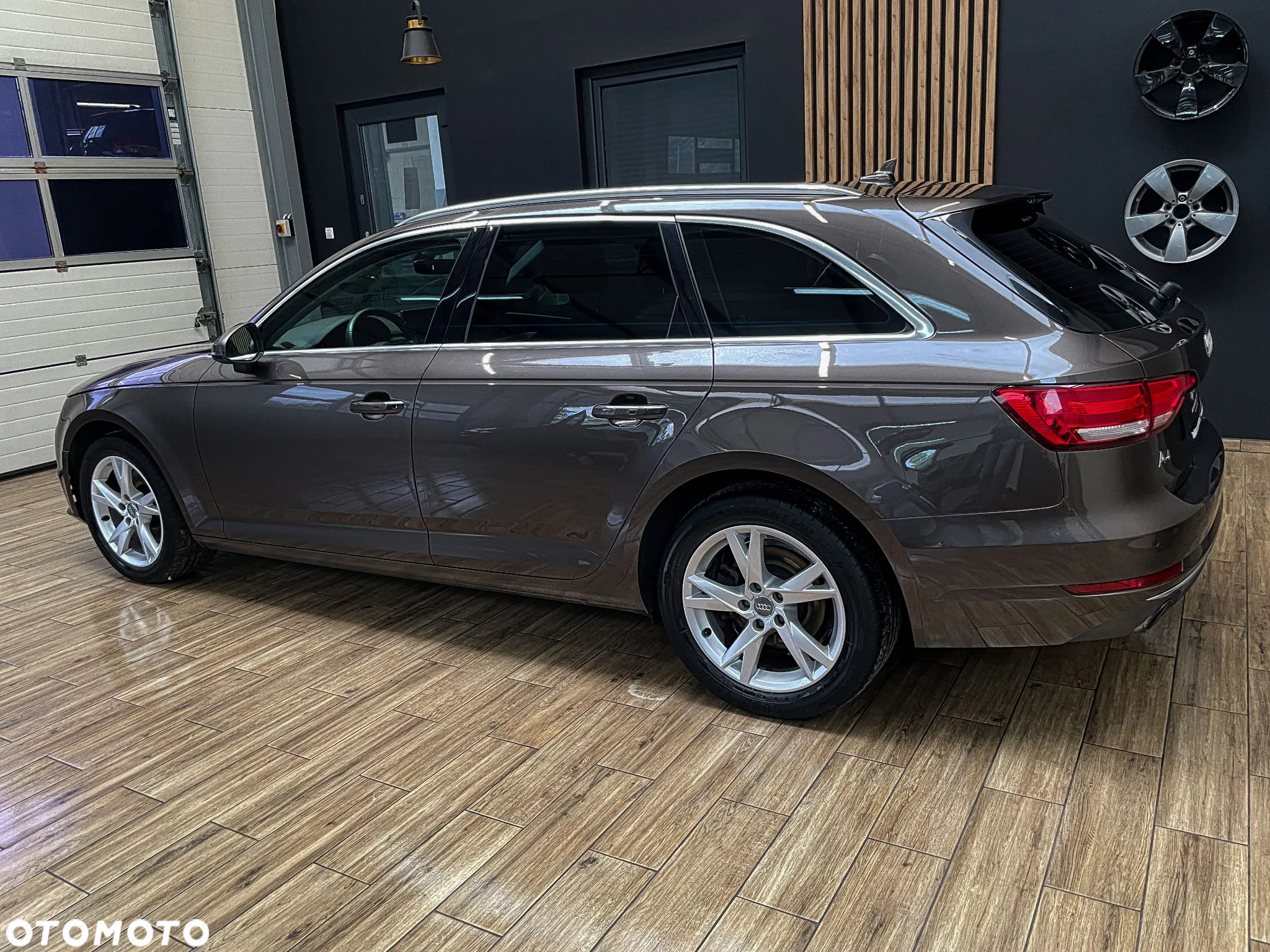 Audi A4 2.0 TFSI ultra S tronic - 11