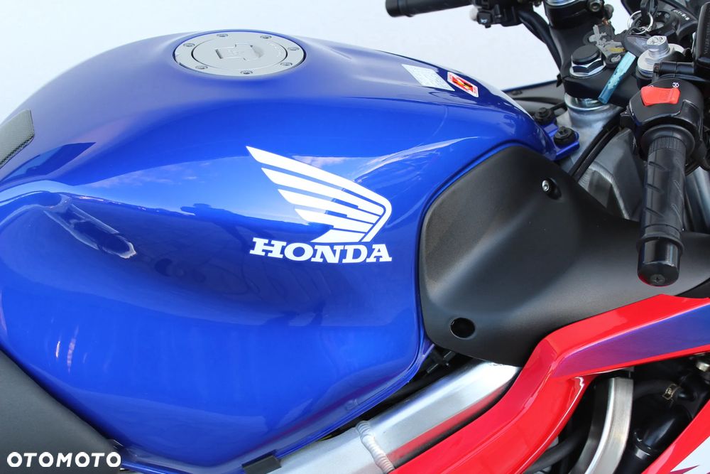 Honda CBR - 21