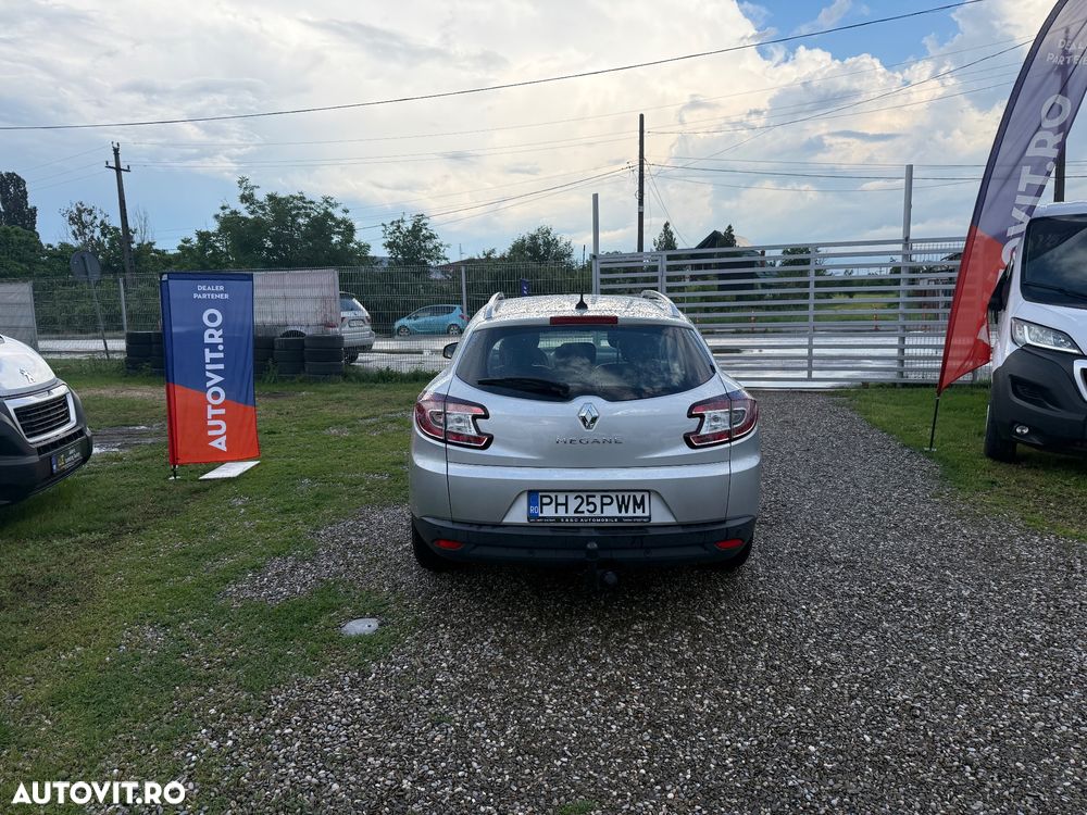 Renault Megane ENERGY dCi 110 Start & Stop Bose Edition - 6