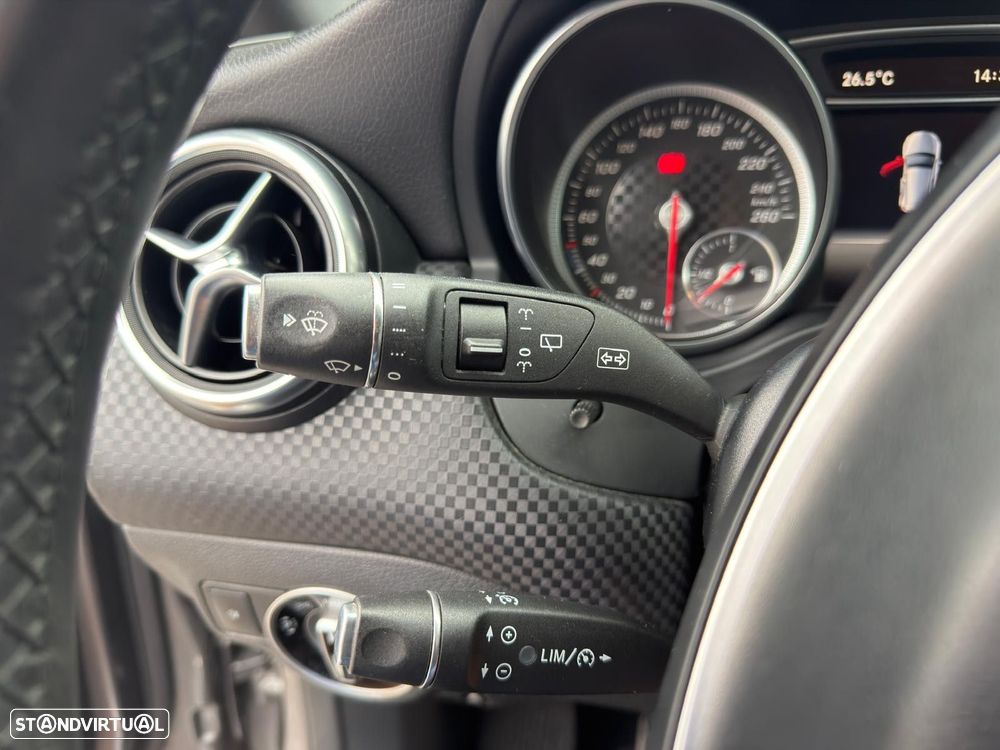 Mercedes-Benz A 180 d Urban - 19
