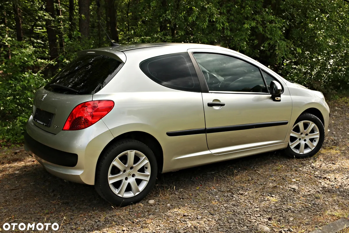 Peugeot 207 1.4 Trendy - 20