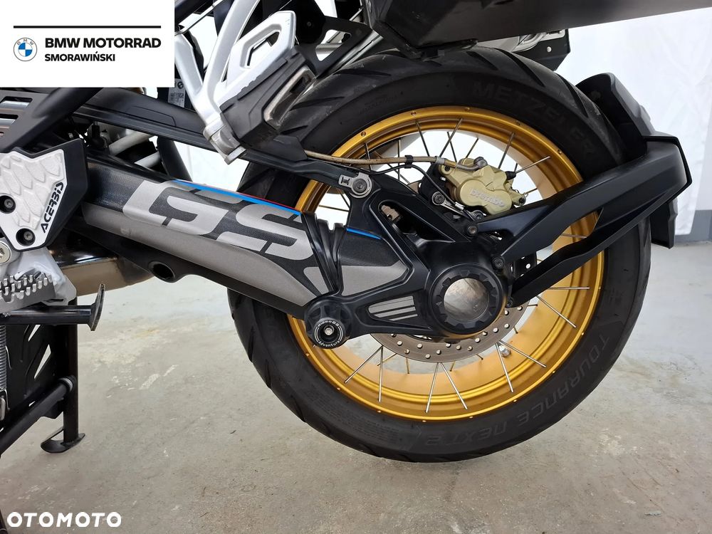 BMW R - 18