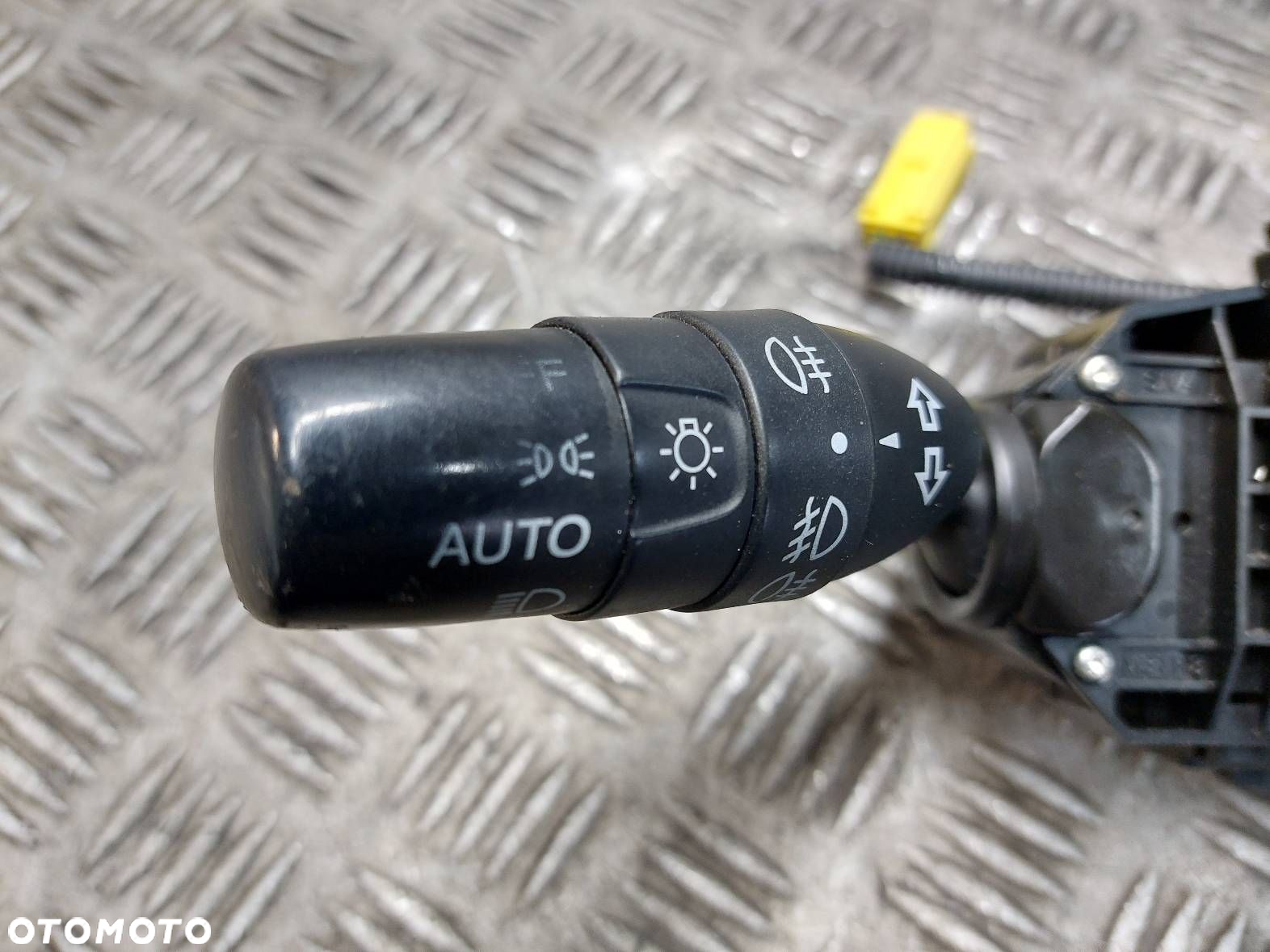 MANETKA PRZEŁĄCZNIK ZESPOLONY HONDA CIVIC VIII UFO 35250-SMG-E211-M1 - 2