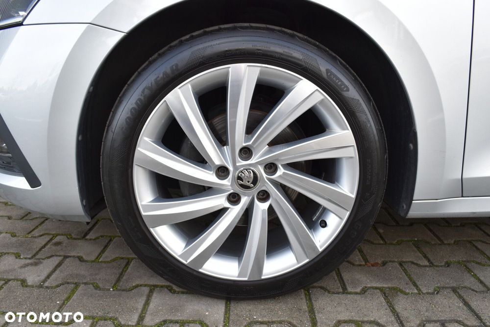 Skoda Octavia 2.0 TDI Style DSG - 40