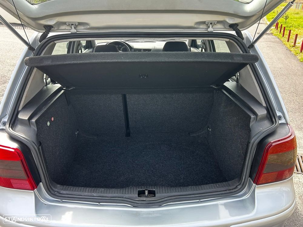 VW Golf 1.4i 25 Anos - 14