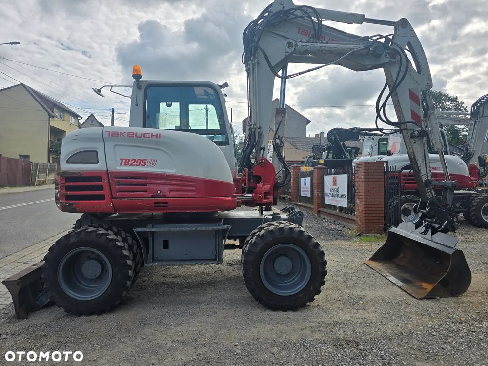 Takeuchi TB 295W - 4