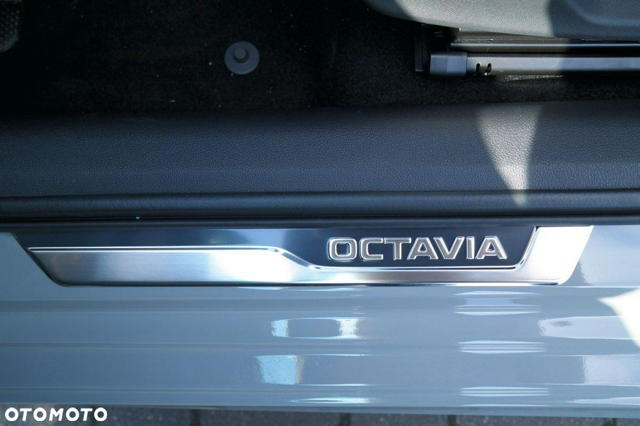 Skoda Octavia - 30