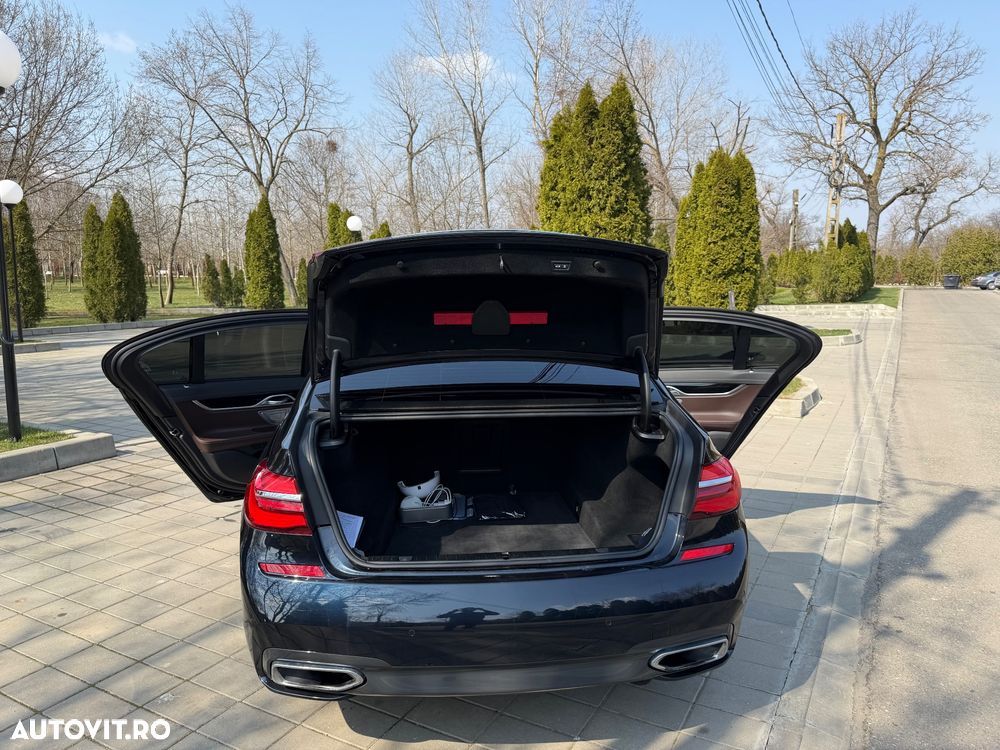 BMW Seria 7 750d xDrive - 16