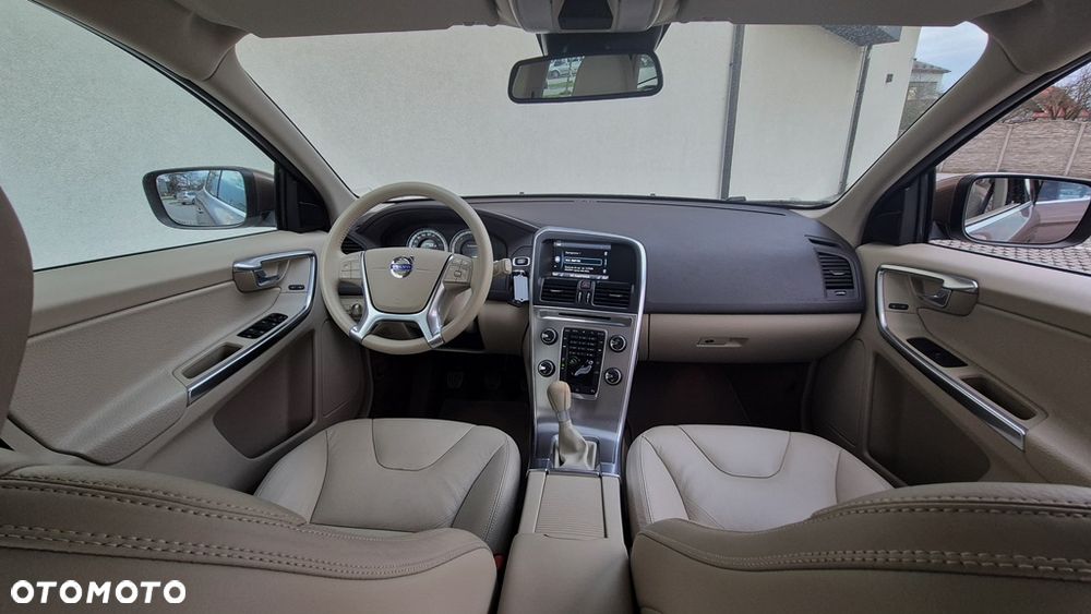 Volvo XC 60 D4 Summum - 11