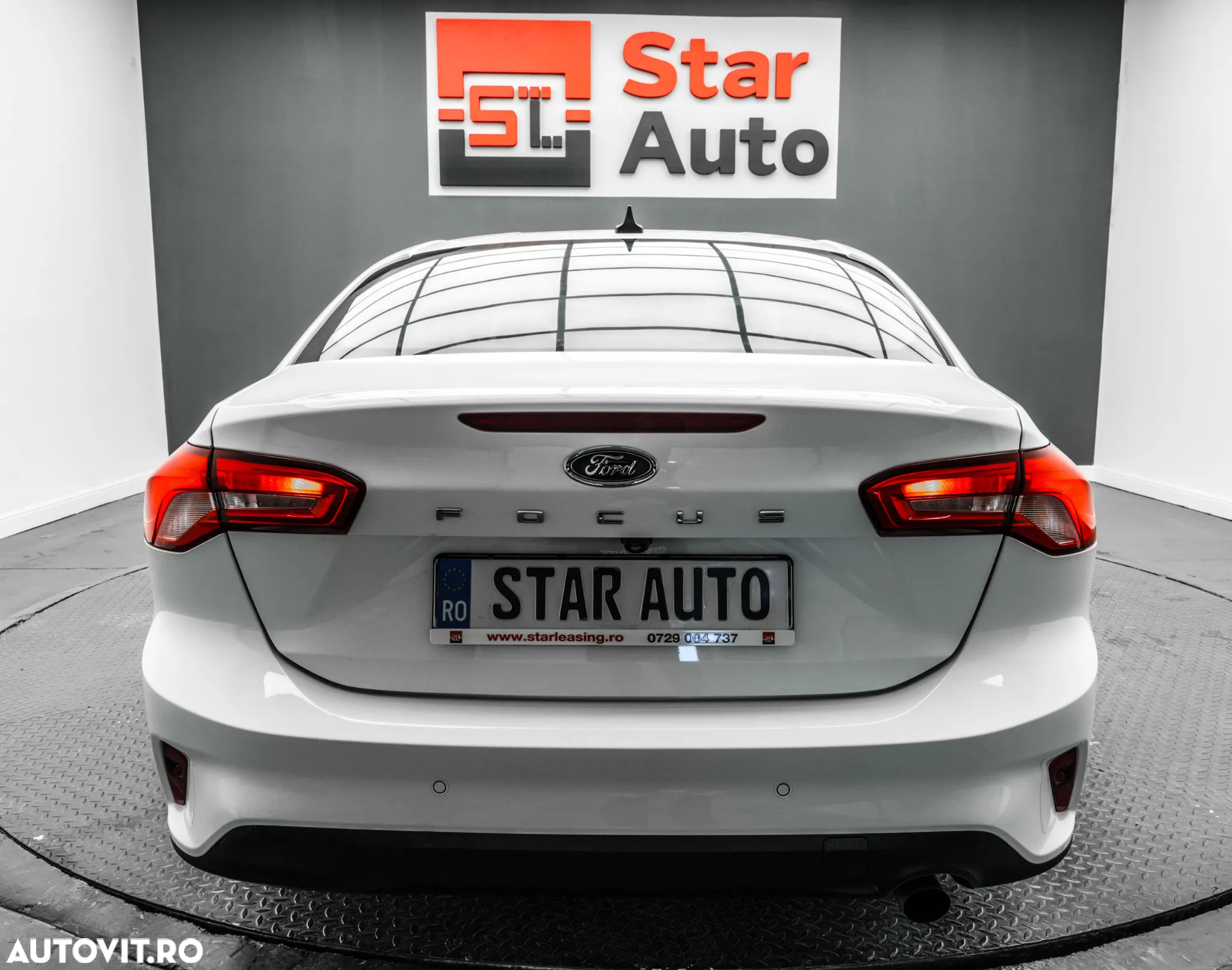 Ford Focus 1.0 EcoBoost Titanium Business - 5