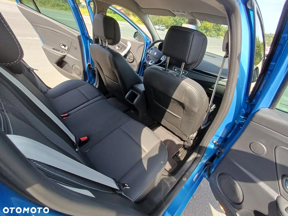 Renault Megane ENERGY TCe 115 Start & Stop Bose Edition - 13