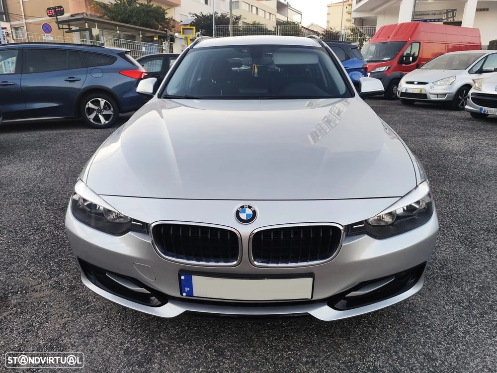 BMW 318 d Line Sport - 2