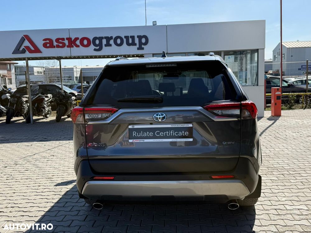 Toyota RAV4 2.5 VVT-iE 4x4 Luxury - 8