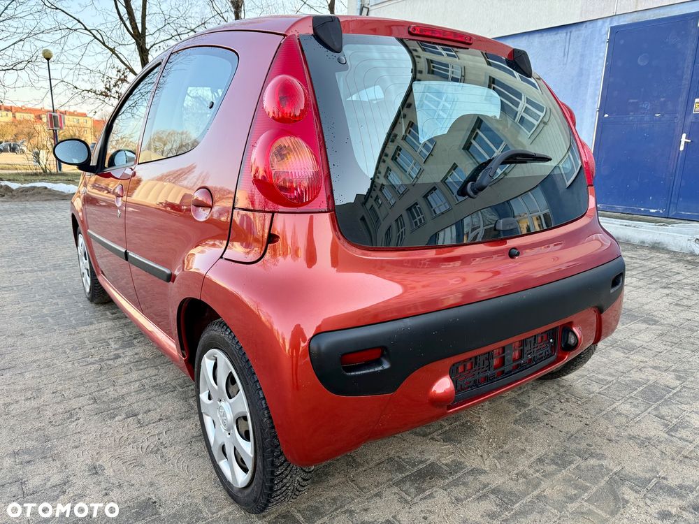 Peugeot 107 1.0 Trendy 2-Tronic - 5