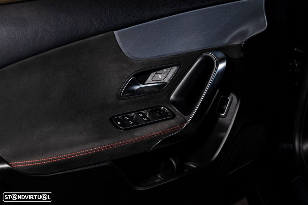 Mercedes-Benz A 180 Limousine d AMG Line Aut. - 25