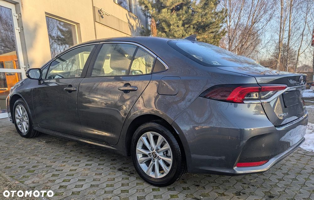 Toyota Corolla 1.8 Hybrid Comfort - 12