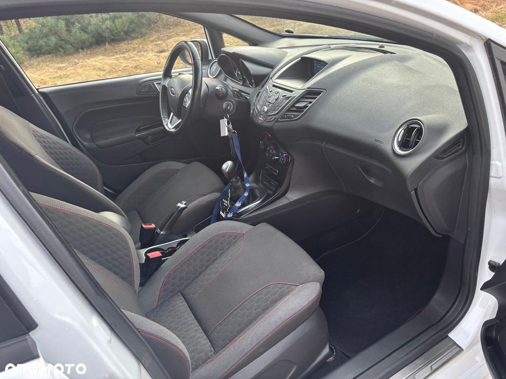 Ford Fiesta 1.0 EcoBoost STart-Stop ST-LINE - 9