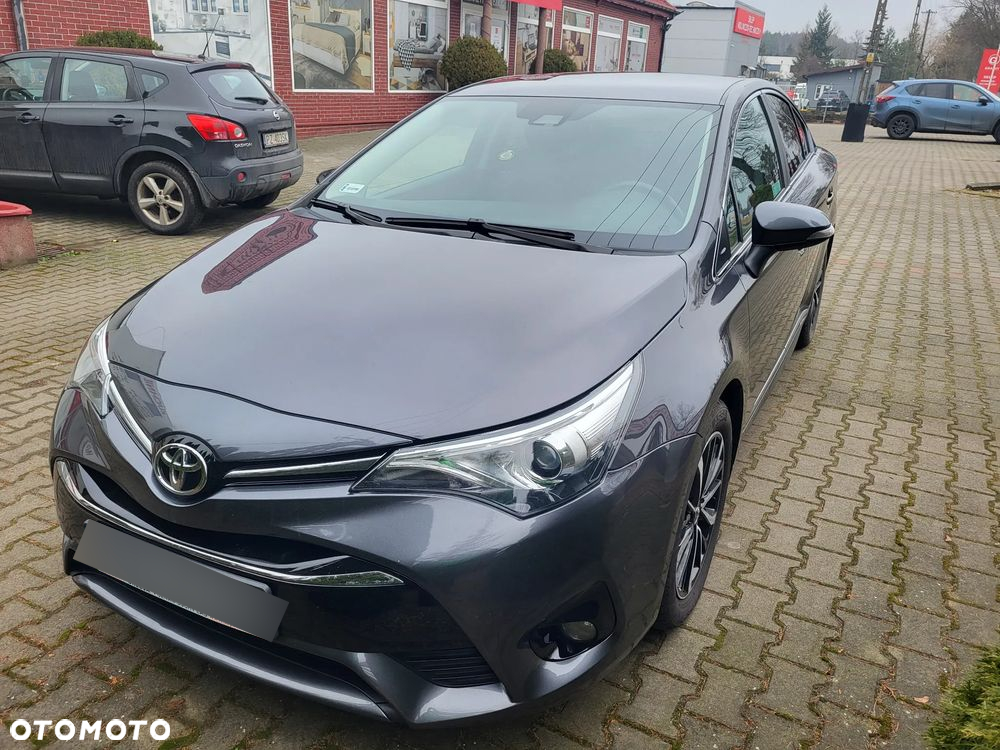 Toyota Avensis 1.8 Premium - 2