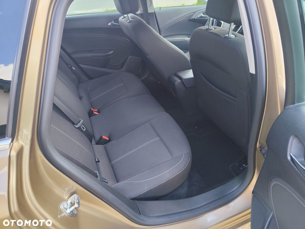 Opel Astra 2.0 CDTI DPF SportsTourer Style - 7