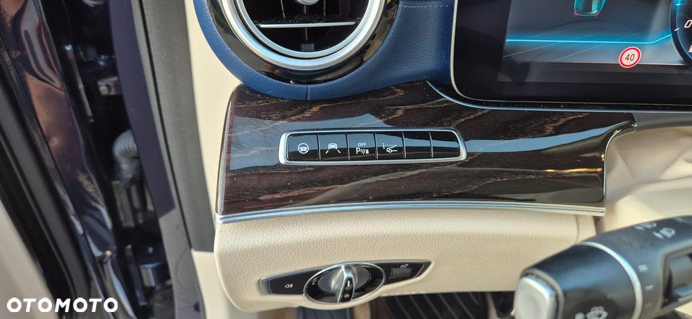 Mercedes-Benz Klasa E 220 d 4Matic T All-Terrain 9G-TRONIC Exclusive - 18