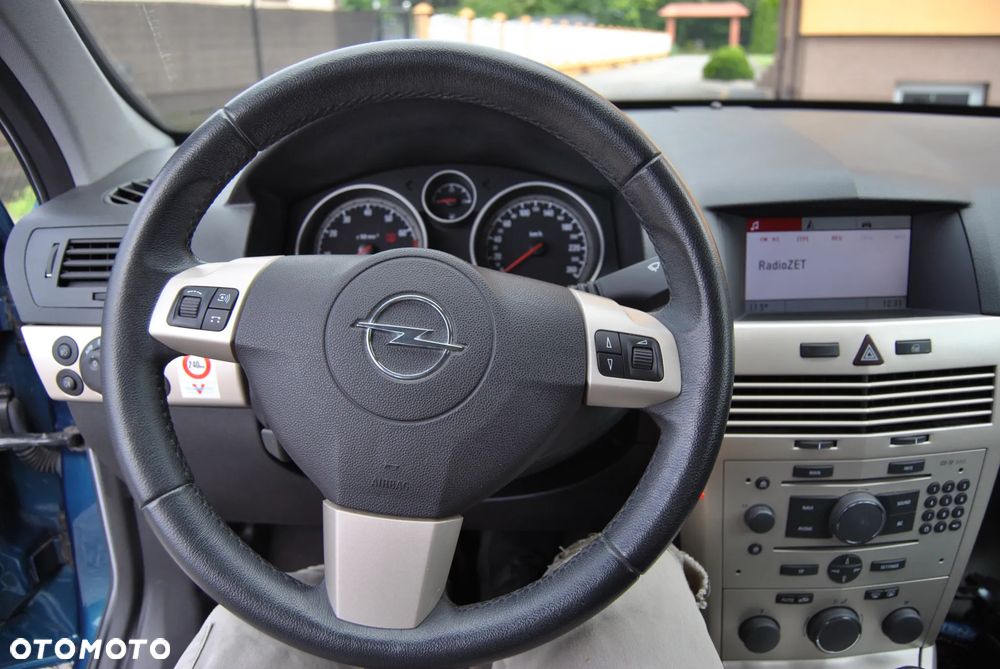 Opel Astra 1.6 Enjoy - 4