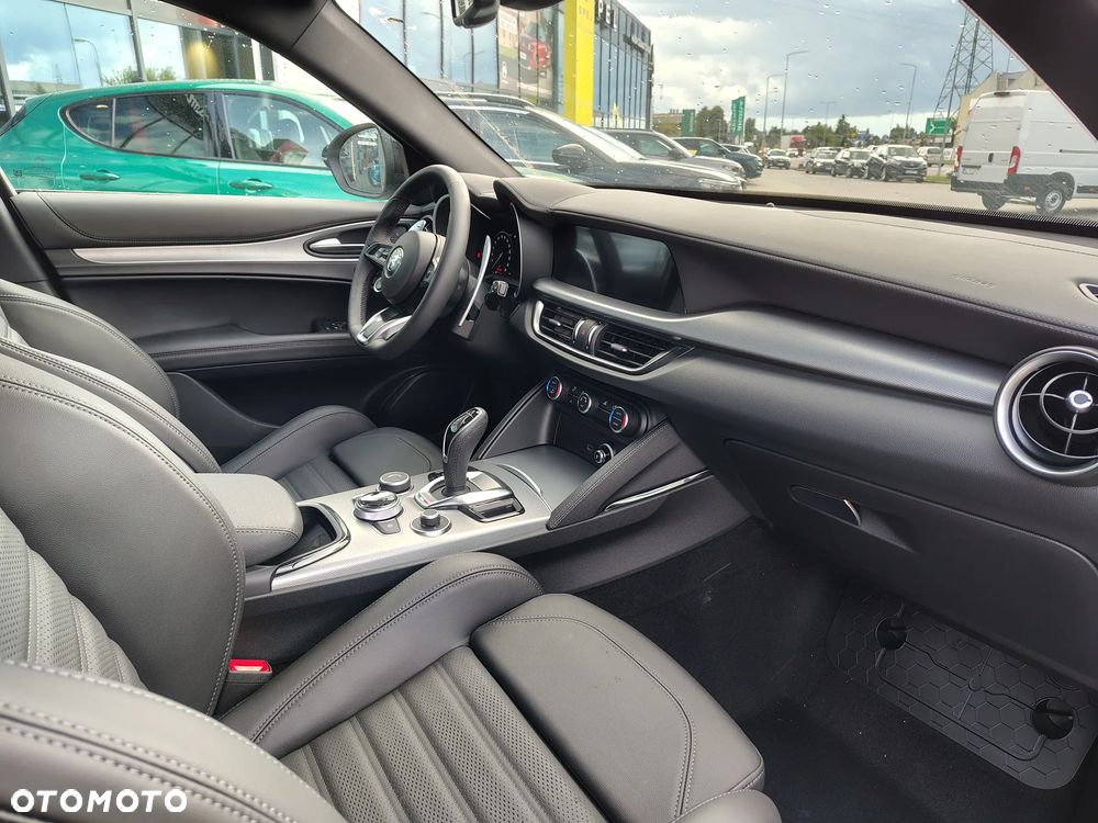 Alfa Romeo Stelvio 2.0 Turbo Veloce Q4 - 27