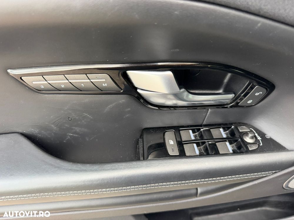 Land Rover Range Rover Evoque - 14