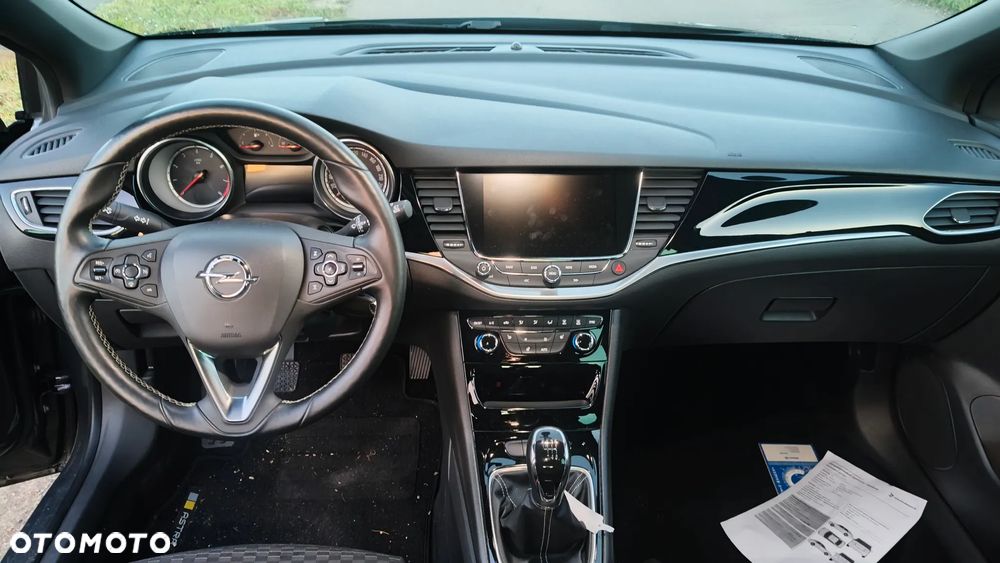 Opel Astra 1.4 Turbo Dynamic - 14