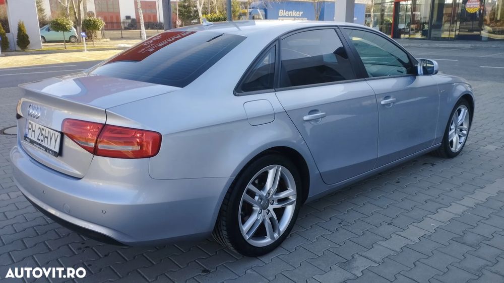 Audi A4 2.0 TDI DPF S line Sportpaket - 3